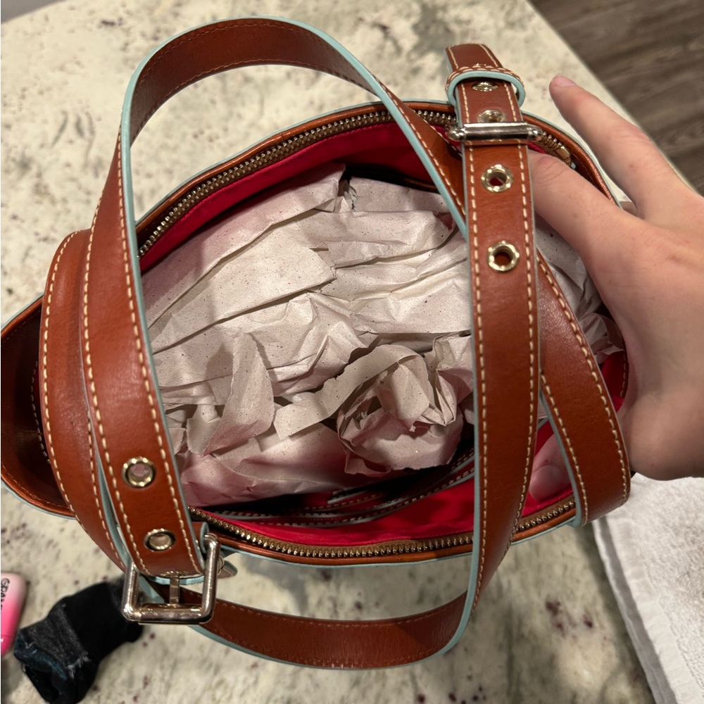 Disney Dooney and Bourke 2017 edition Dog tote purse - Picture 3 of 4